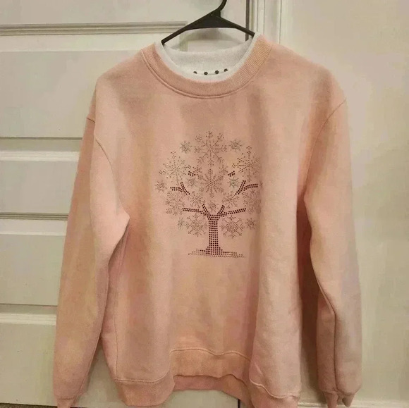 Sweaters - King Universal Pink Pull Over Sweatshirt Size L Holiday Snow #S469